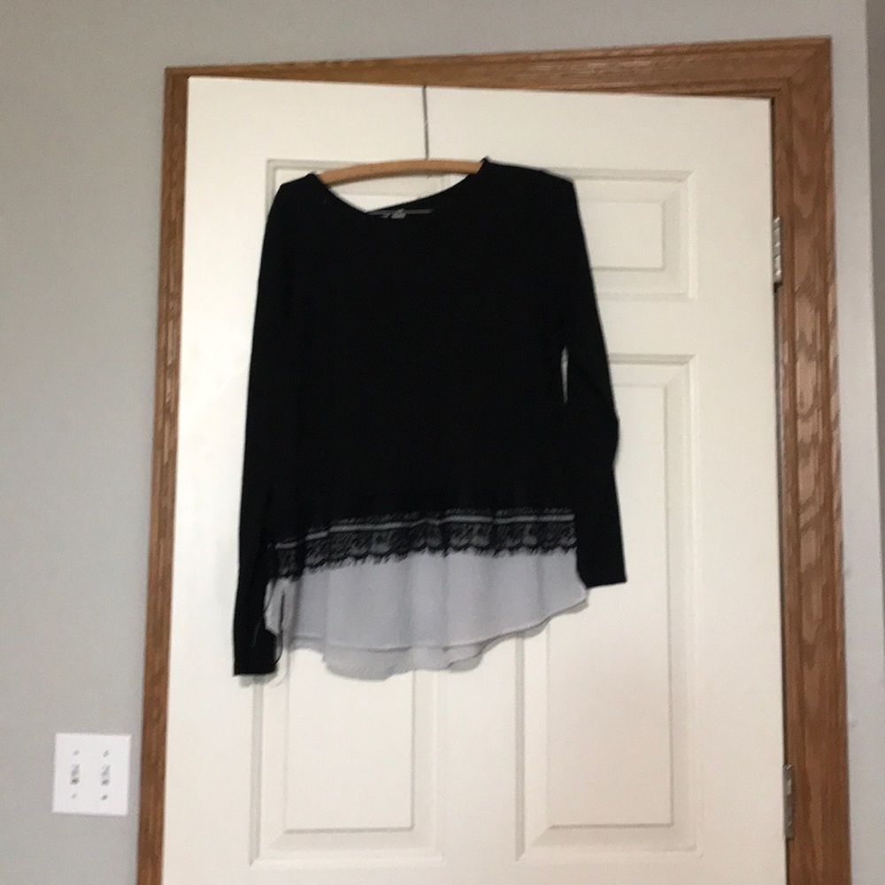 Black shirt with lace lining, sewn in white bottom